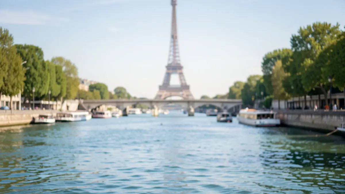 Generic image of the Seine river in Paris, with the Eiffel Tower in the background.